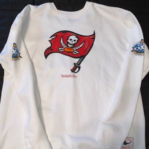 Tampa bay bucs crewneck